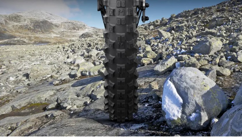 Neumático Michelin ENDURO HARD en terreno escarpado